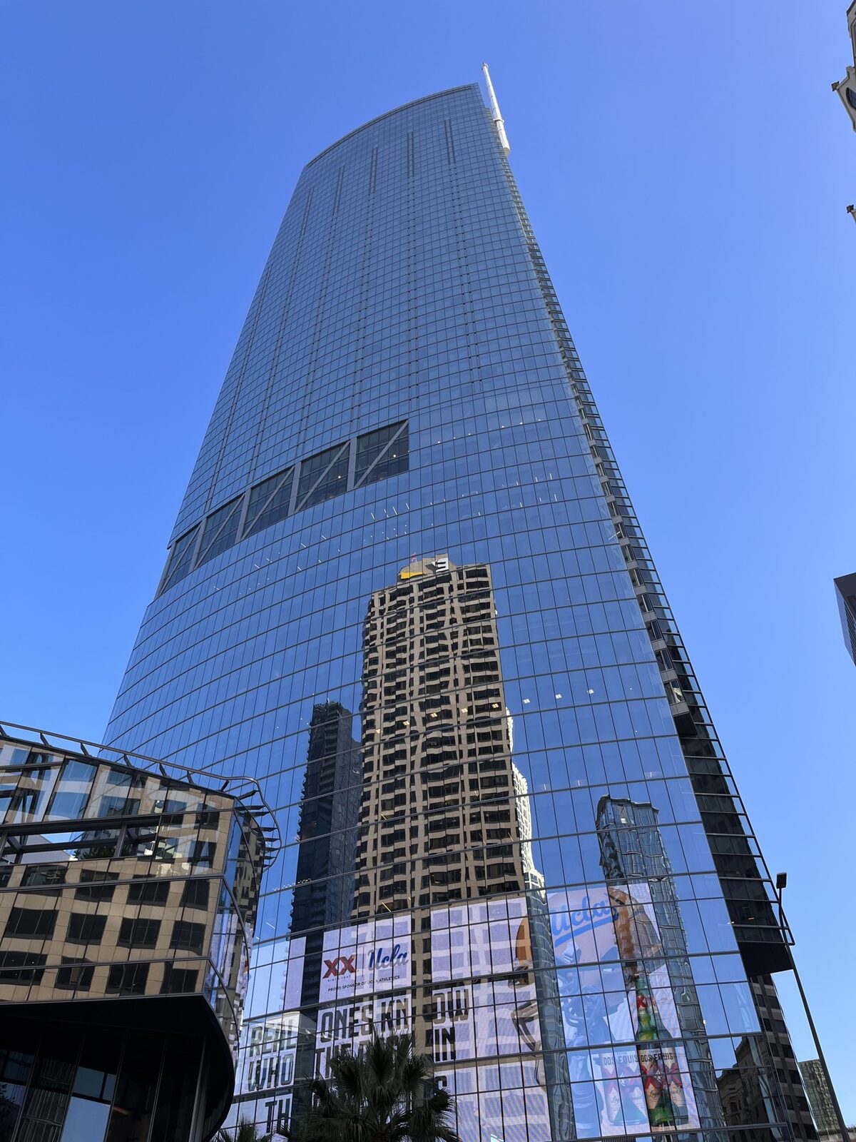 Wilshire Grand Center